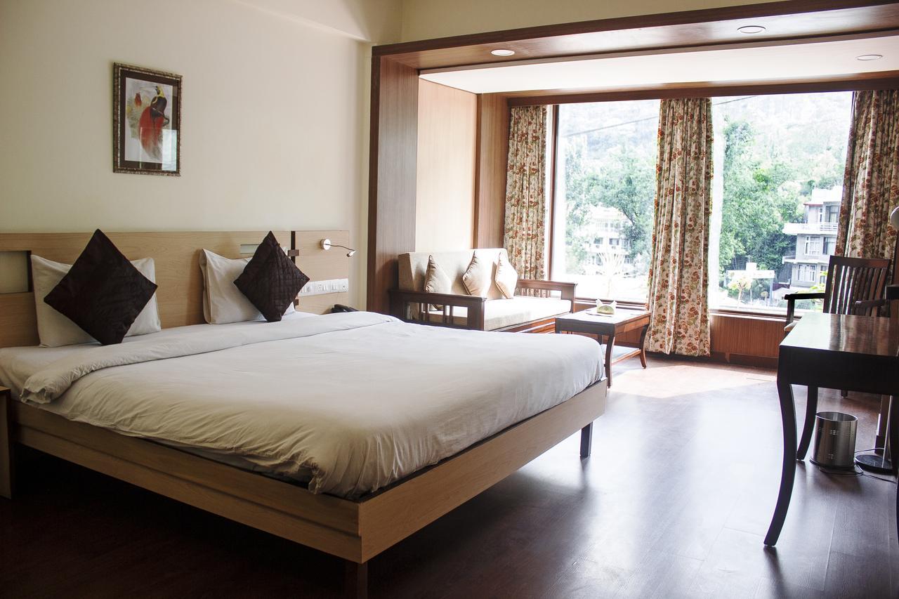Savoy Greens Hotel Kasauli Exterior foto